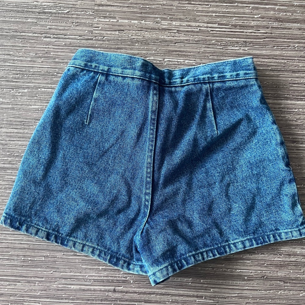 90s LA Blues Vintage Shorts - Picture 3 of 3